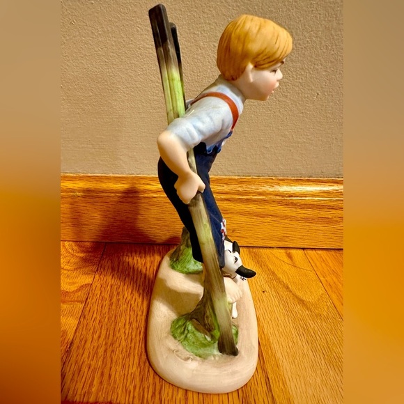 NORMAN ROCKWELL "Boy On Stilts" Fine Porcelain Figurine Danbury Mint 1980 - Picture 5 of 8